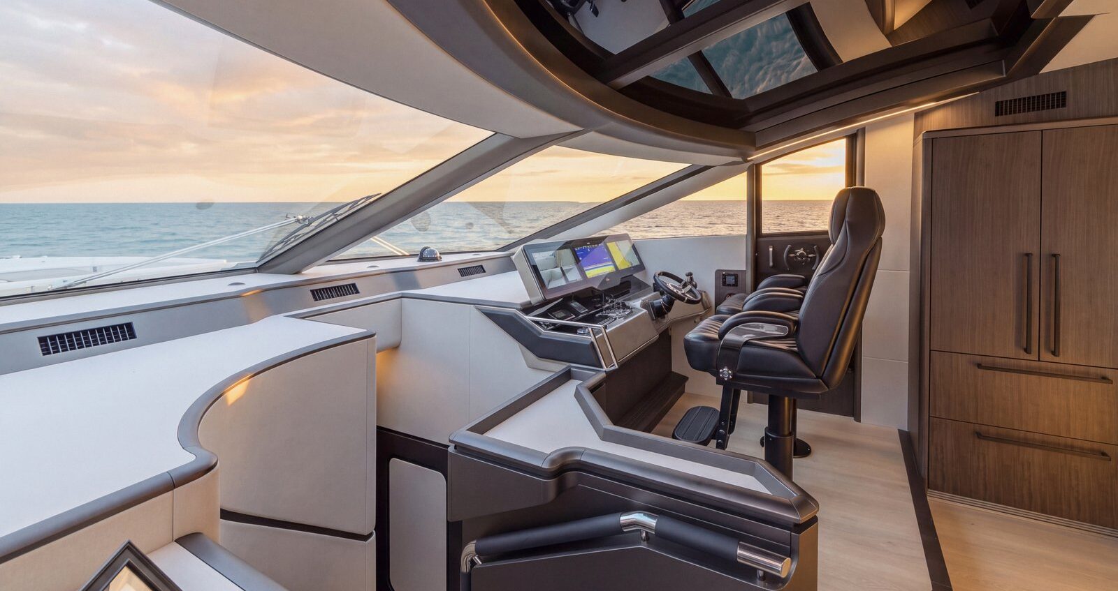 Galeon-800-Fly-Interior-19
