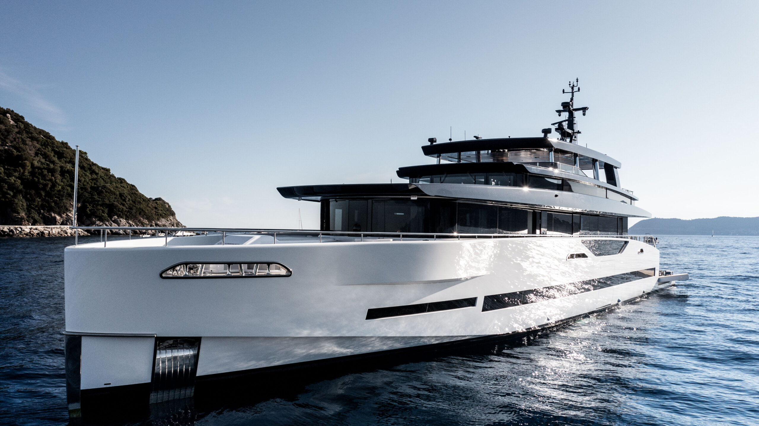 GX42 : première mondiale au Monaco Yacht Show